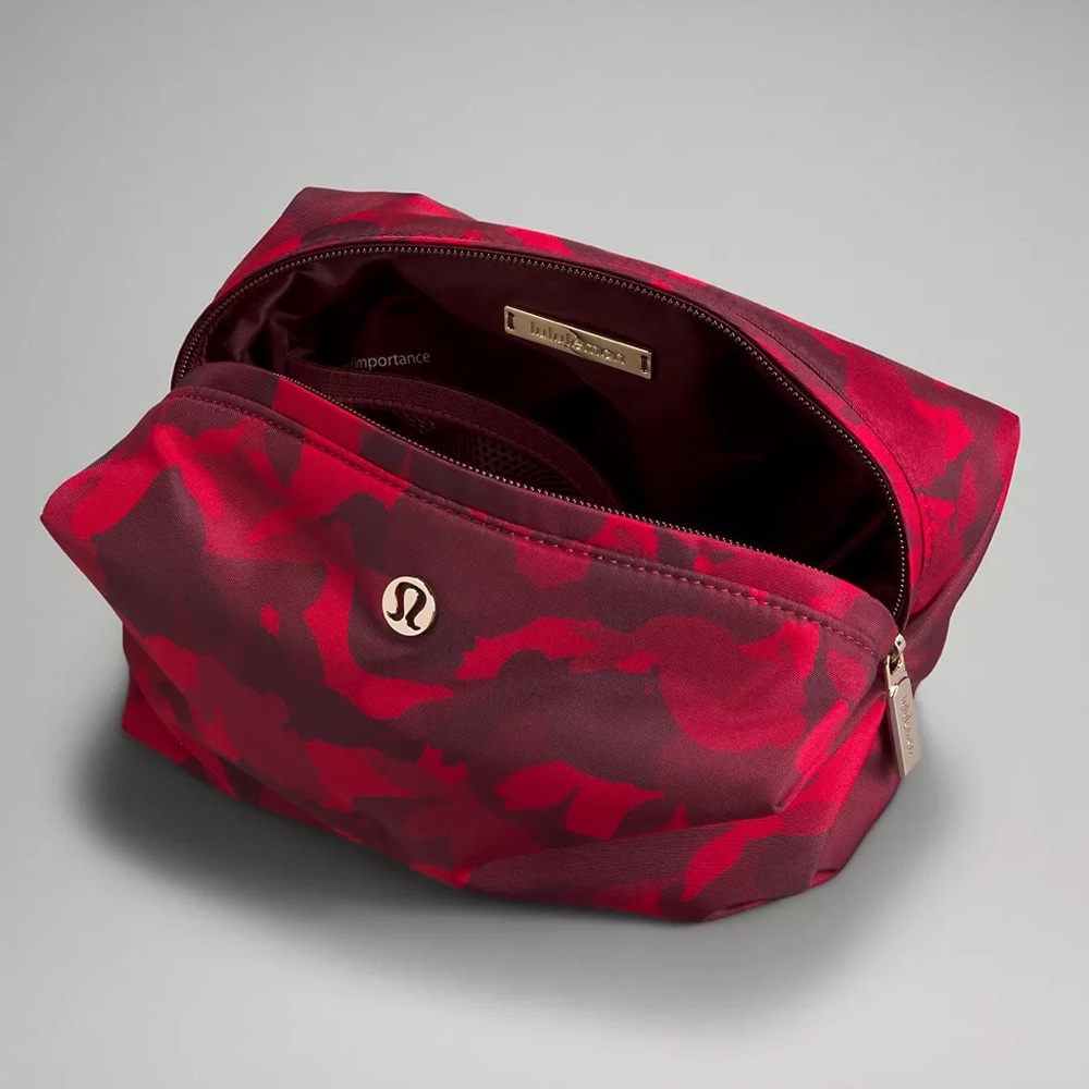 SOLD Lululemon New Year Feeling Ready Pouch Rabbit All Over Print Red Multi NWT - Picture 5 of 16